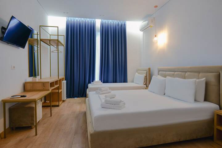 Room 18 of 30