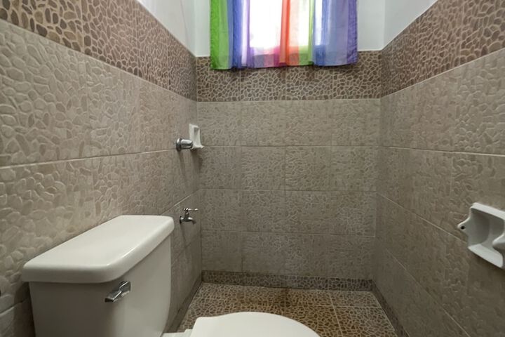 Room 132 of 200