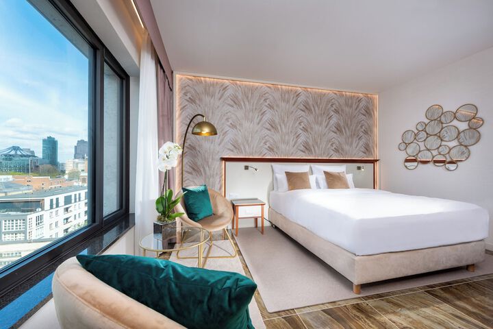 Room 46 of 164