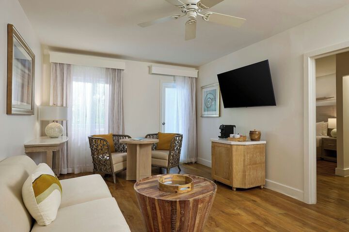 Room 34 of 110