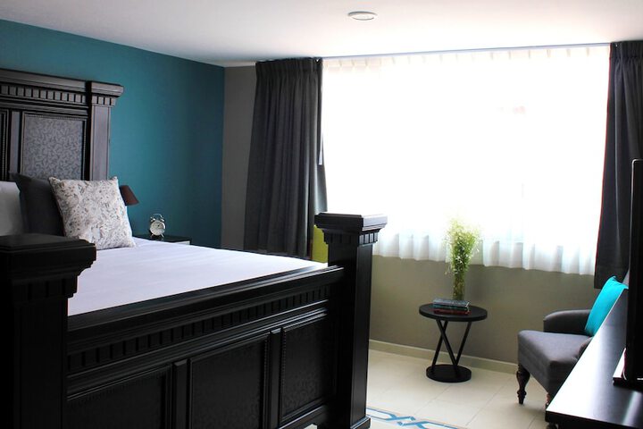 Room 16 of 131