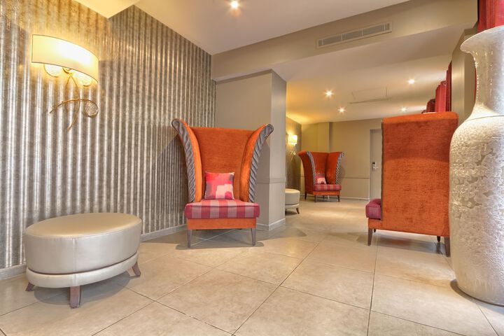 Hotel Interior 14 of 120