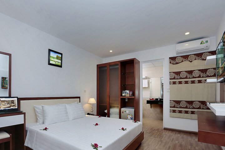 Room 30 of 61