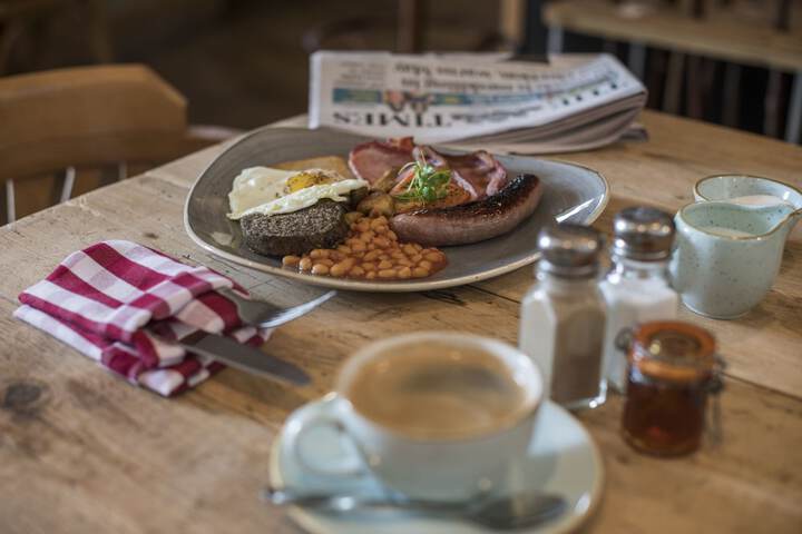 Breakfast area