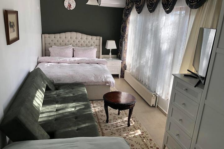 Room 7 of 37