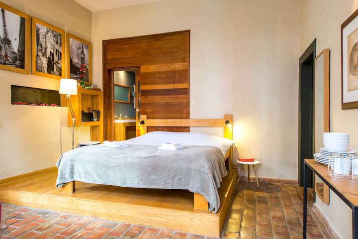 Room 12 of 40