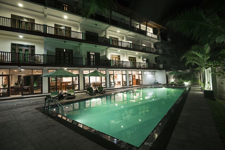 Pool 27 of 70