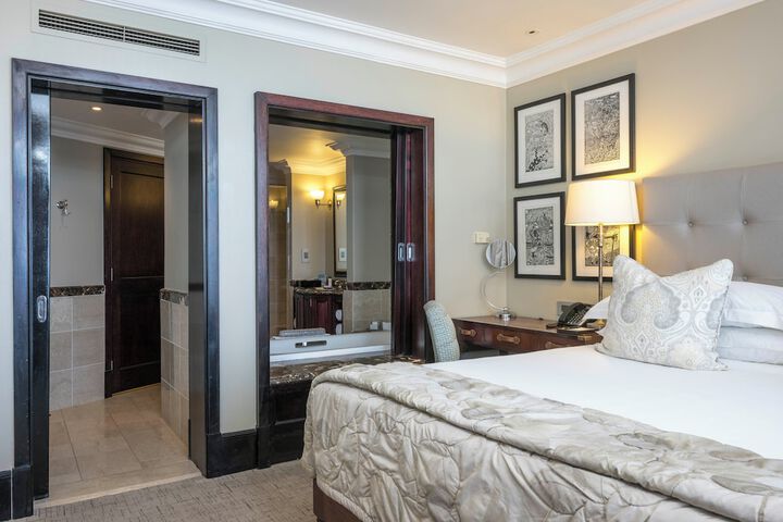 Room 42 of 97