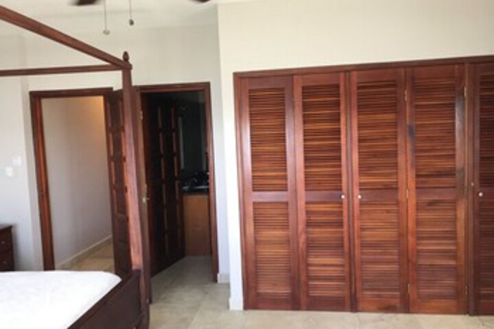 Room 62 of 85