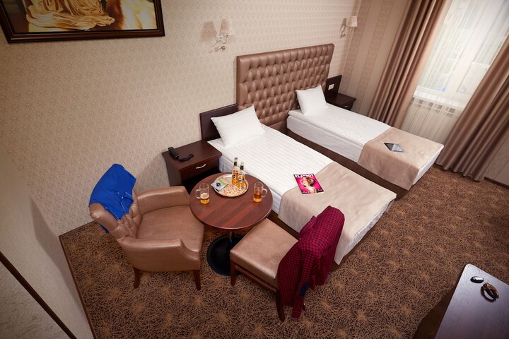 Room 9 of 46