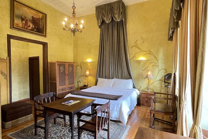 Room 20 of 36