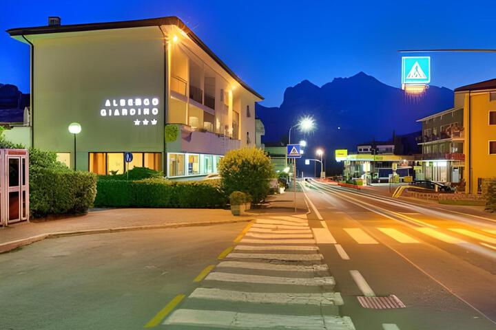 ALBERGO RISTORANTE GIARDINO