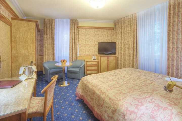 Room 17 of 55