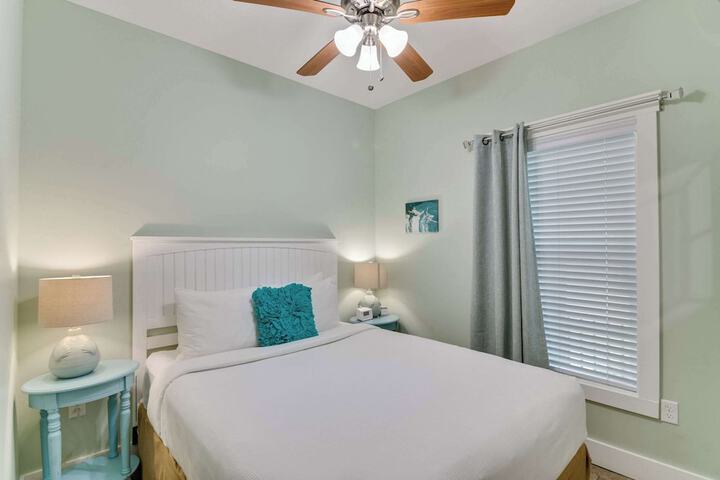 1 King Bed (17 of 31)