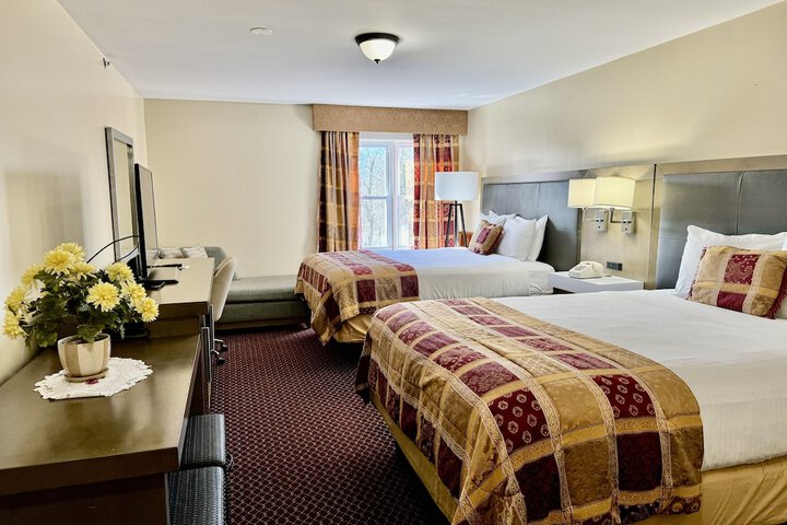 Room 4 of 73