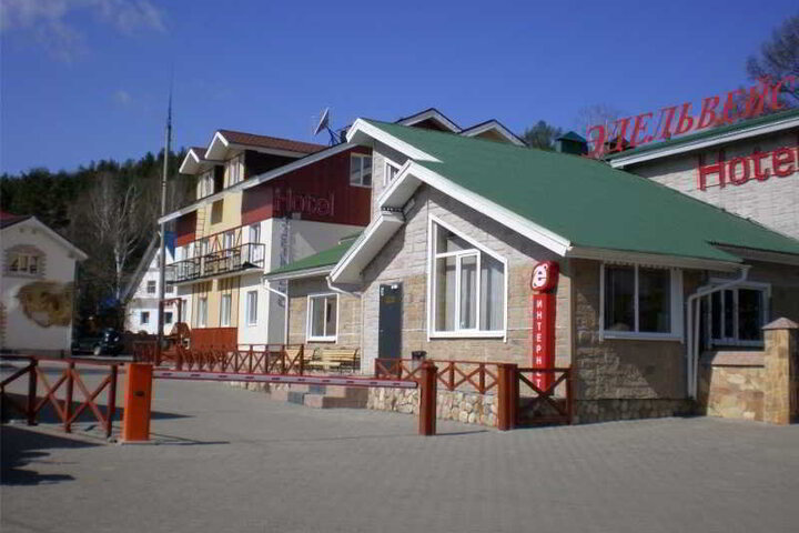 EDELWEISS HOTEL
