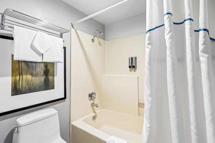 Clean Restrooms