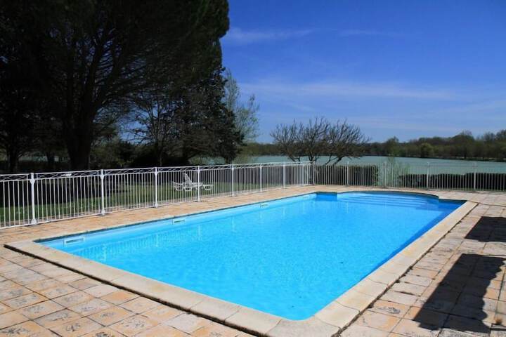 Pool 6 of 16