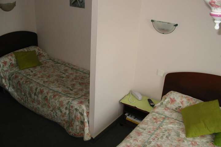 Room 4 of 47
