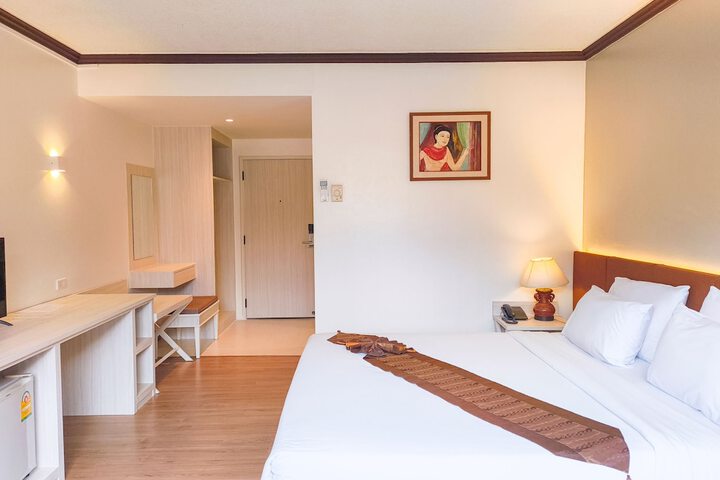 Room 42 of 72