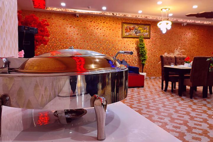 Dining 43 of 49