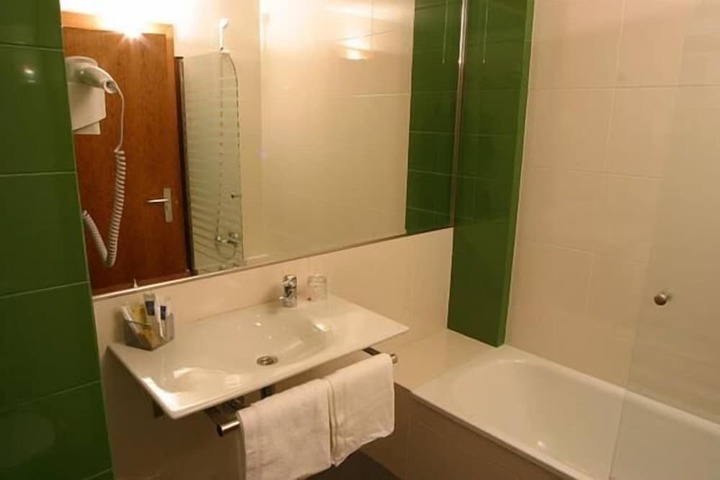 Clean Restrooms