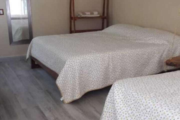 Room 10 of 21
