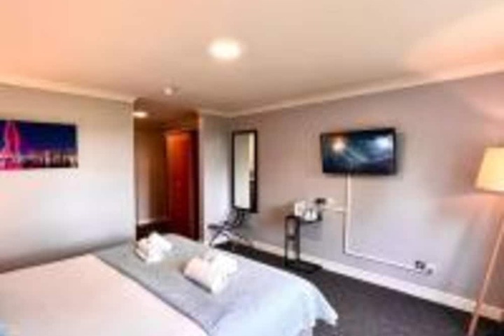 Room 22 of 49