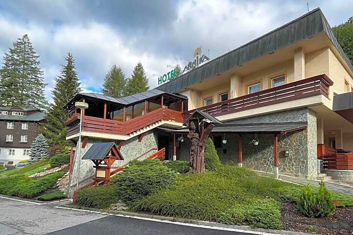 Hotel Arnika
