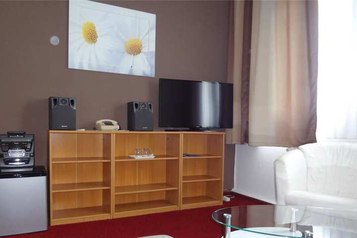 Room 19 of 41