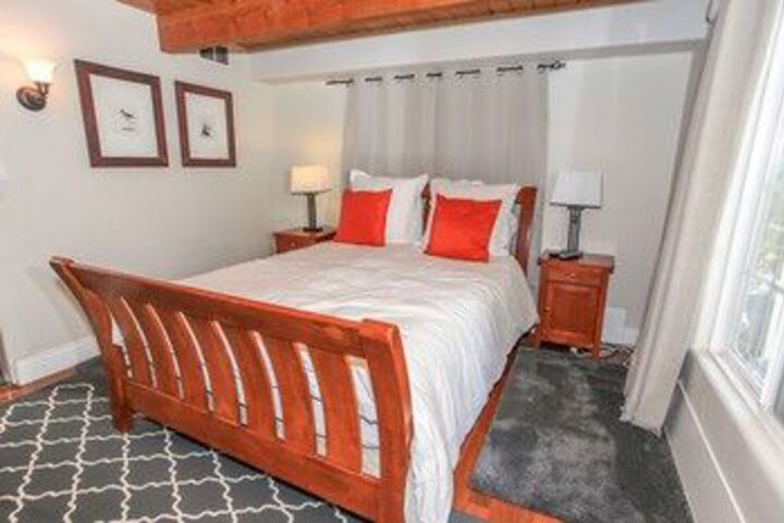 Room 26 of 60