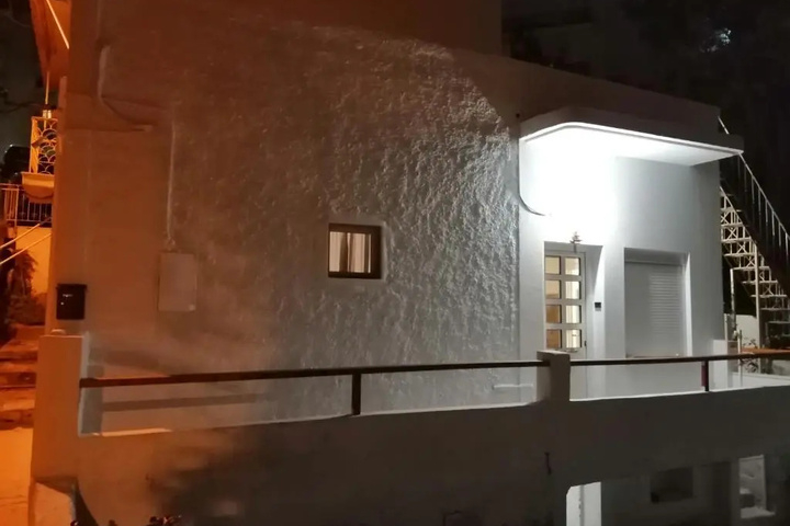 Image of Antonia family house near center