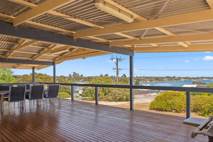 Terrace/Patio 6 of 11