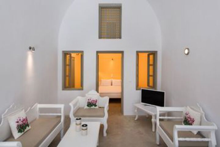 Room 4 of 19