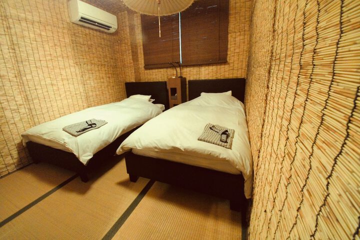 Room 11 of 54