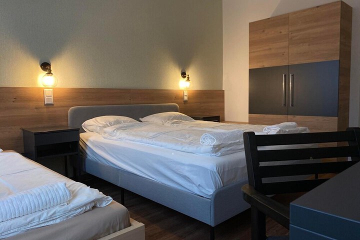 Room 30 of 62
