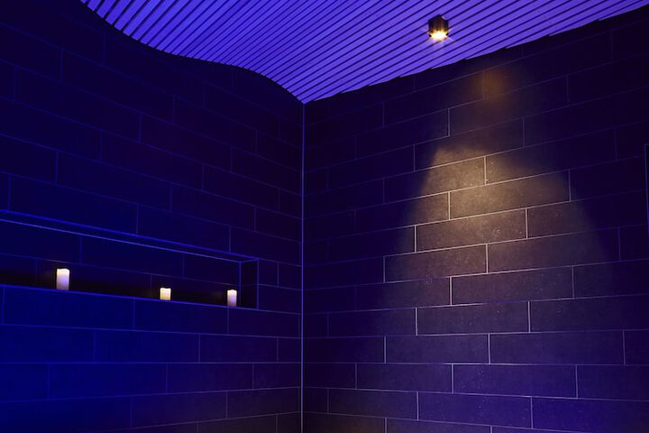 Hotel Pool