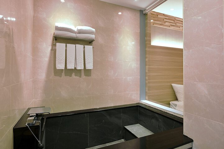 Room 49 of 55