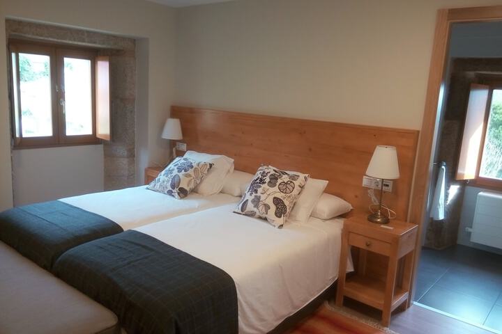 Room 12 of 51