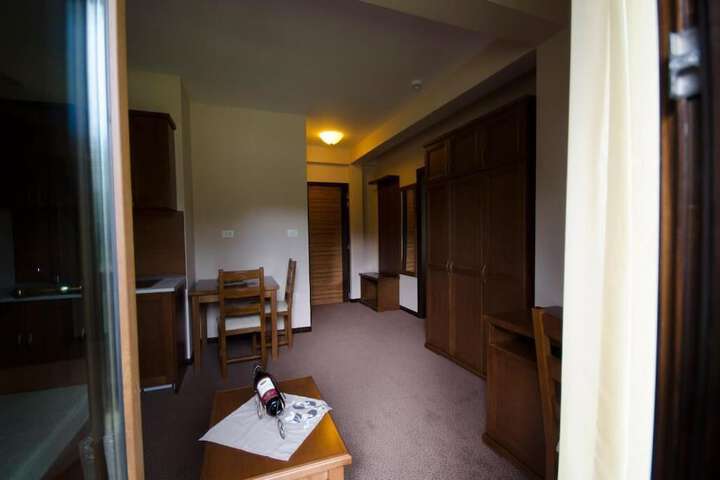 Room 56 of 109