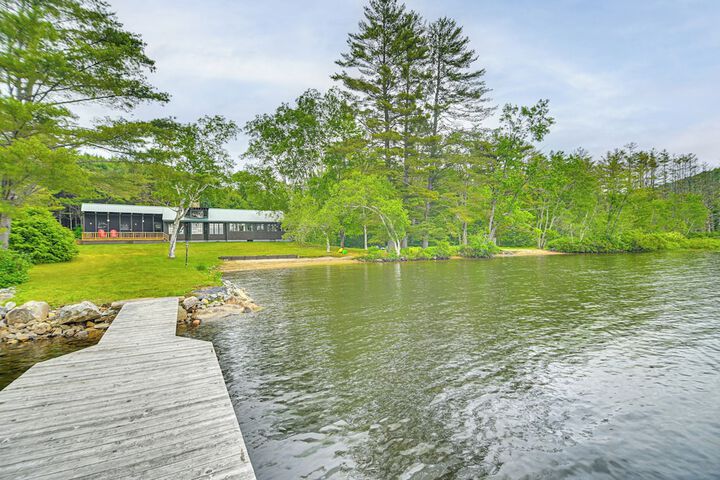 Lakefront Escape w / Deck & Kayaks in Lovell!