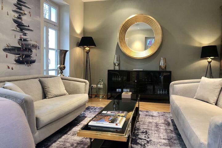 Guest Lobby
