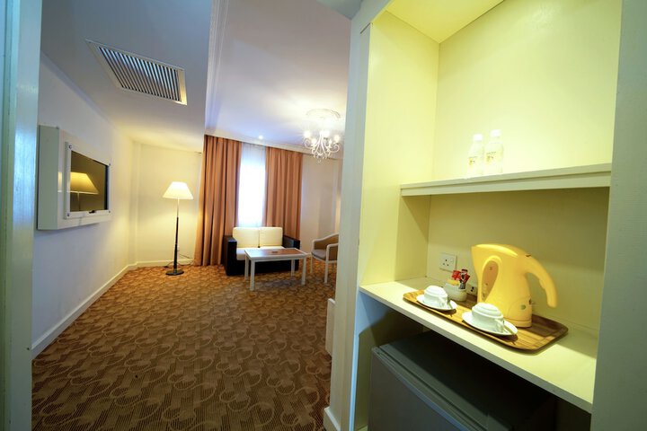 Room 14 of 46