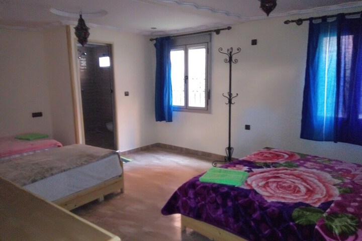 Room 2 of 34