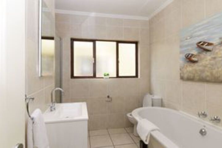 Room 2 of 18