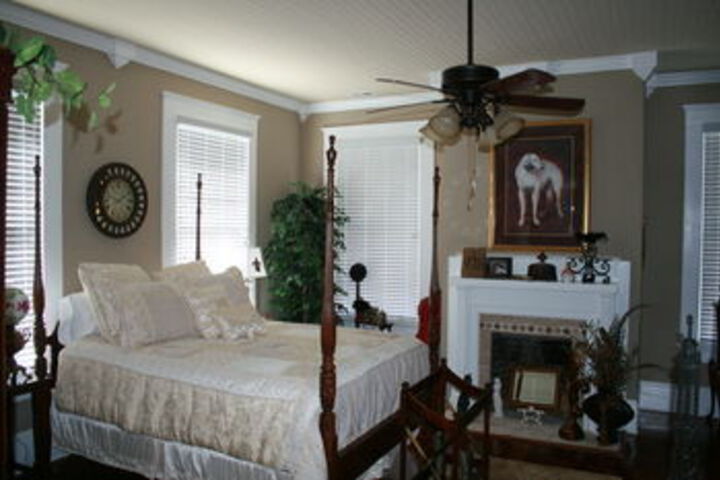 Room 3 of 13