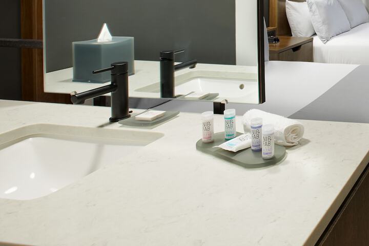 Bathroom sink