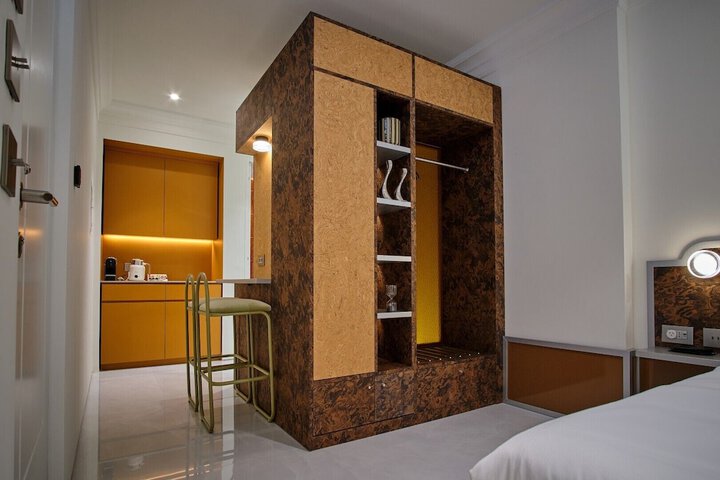 Room 29 of 67
