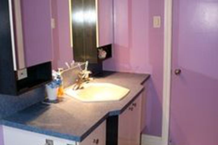 Room 6 of 60