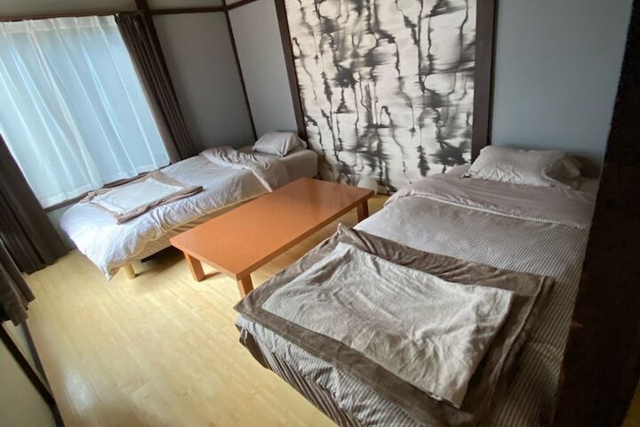 Room 58 of 172
